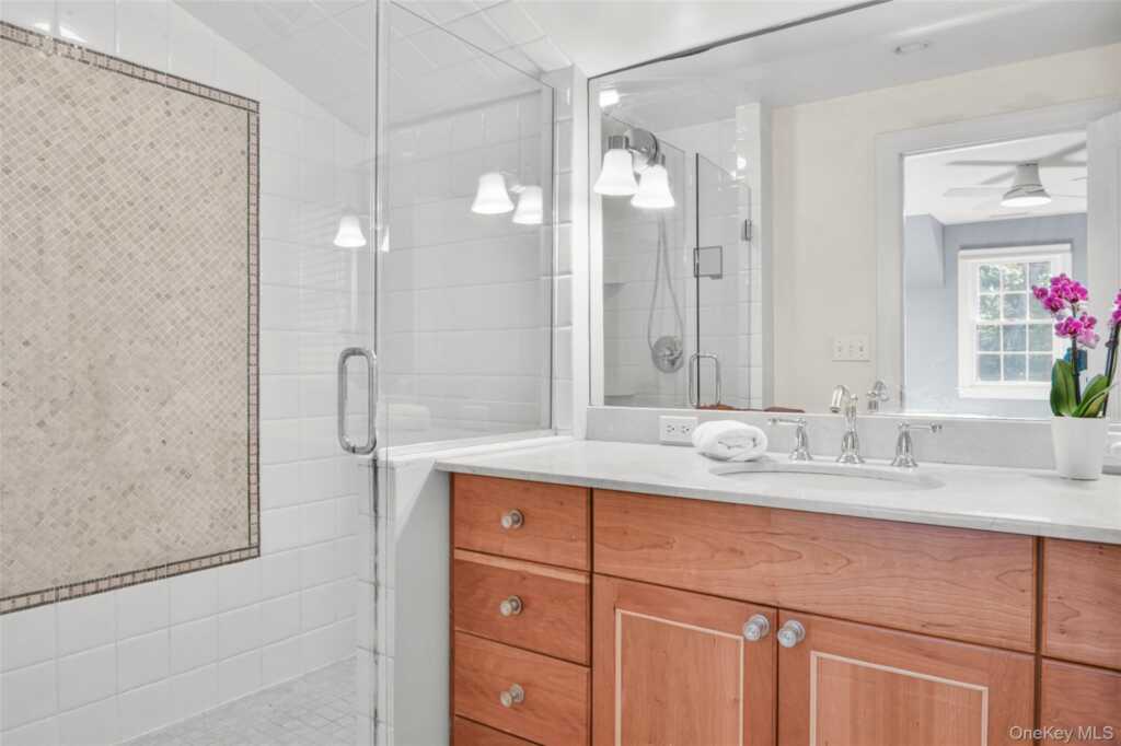 51 Maywood Road, New Rochelle, NY 10804 - Photo 31 of 48