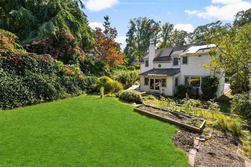 51 Maywood Road, New Rochelle, NY 10804 - Photo 40 of 48