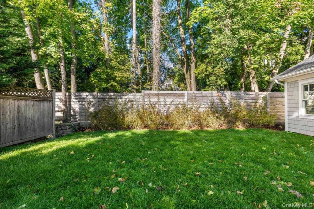 68 Grapal Street, Rye, NY 10580 - Photo 33 of 37