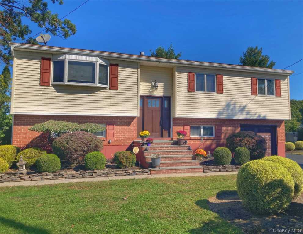 5 Gurnee Drive, Stony Point, NY 10980 - Photo 2 of 2