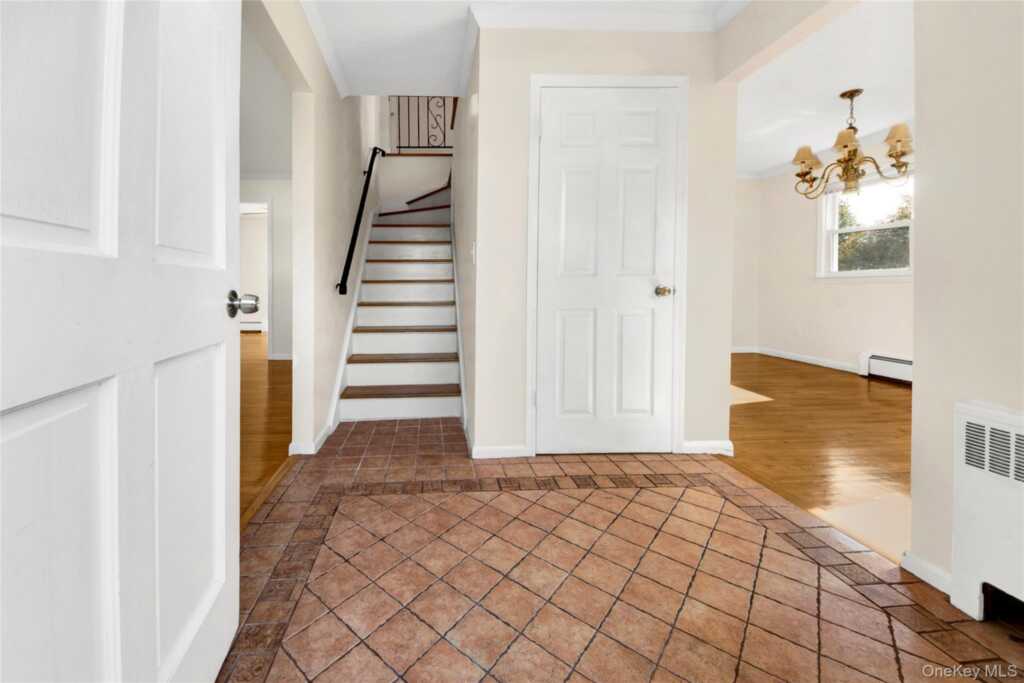 355 5th Avenue, New Rochelle, NY 10801 - Photo 2 of 37