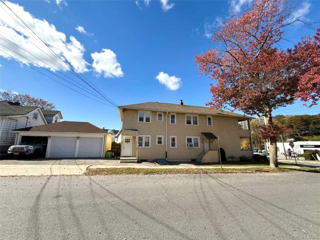 179 Chatterton Avenue, White Plains, NY 10606 - Photo 6 of 8
