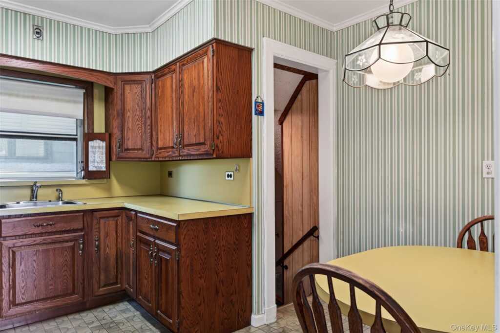 55 Hill Street, New Rochelle, NY 10801 - Photo 12 of 39