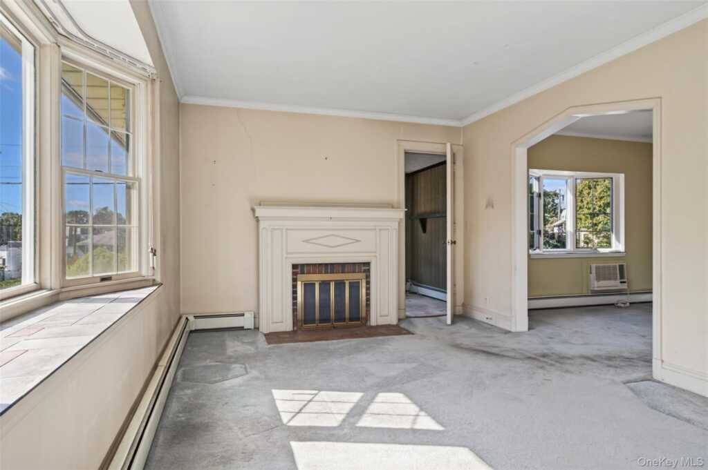 55 Hill Street, New Rochelle, NY 10801 - Photo 5 of 39