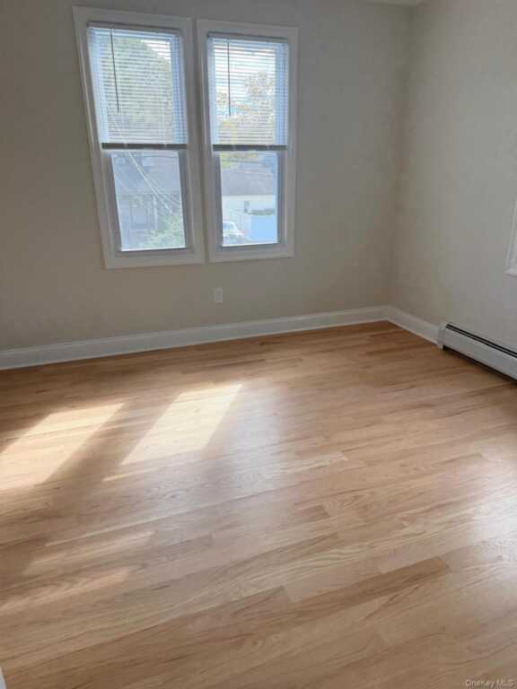193 W Washington Avenue, Pearl River, NY 10956 - Photo 4 of 12