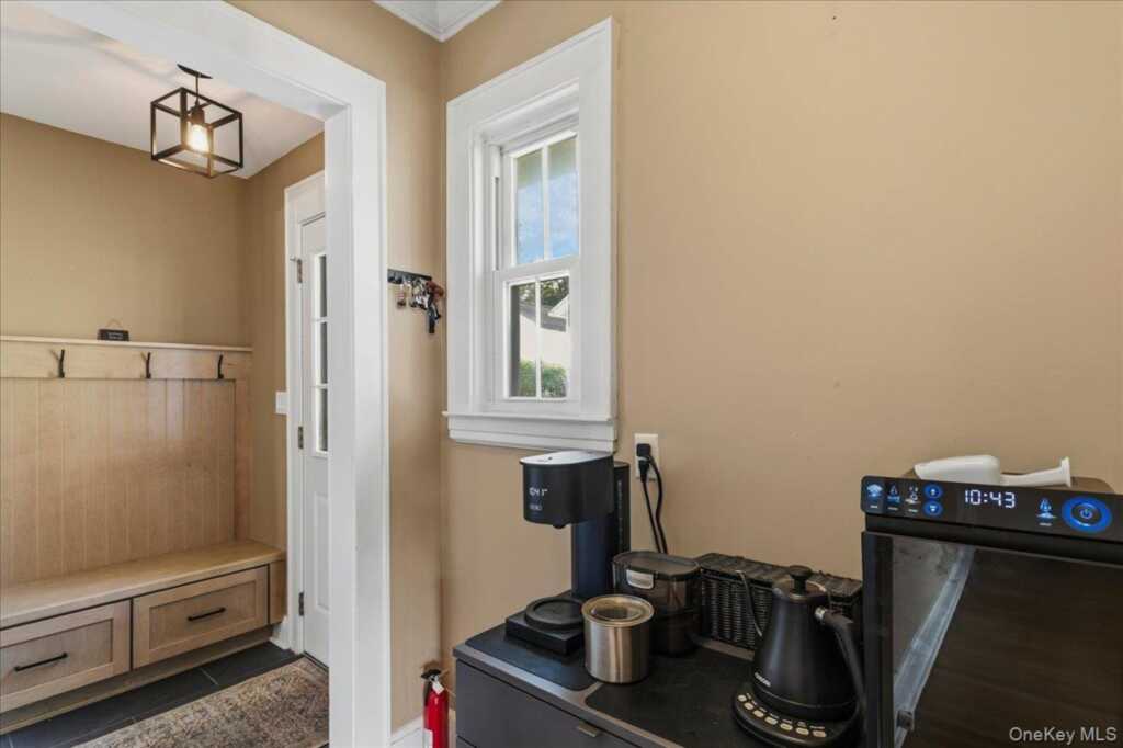 232 Clinton Avenue, New Rochelle, NY 10801 - Photo 16 of 37