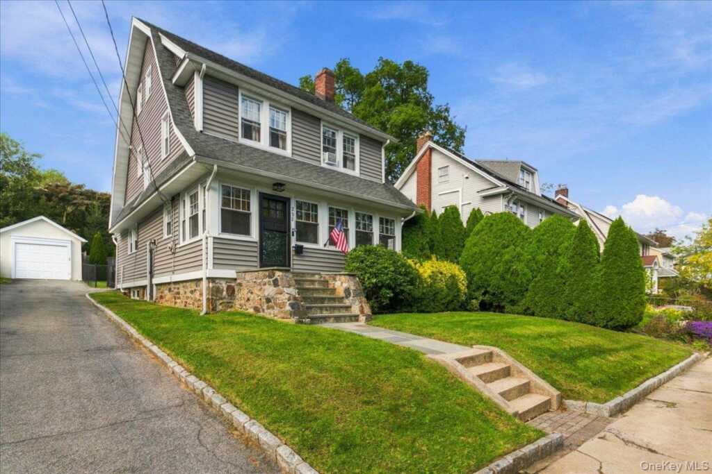 232 Clinton Avenue, New Rochelle, NY 10801 - Photo 2 of 37