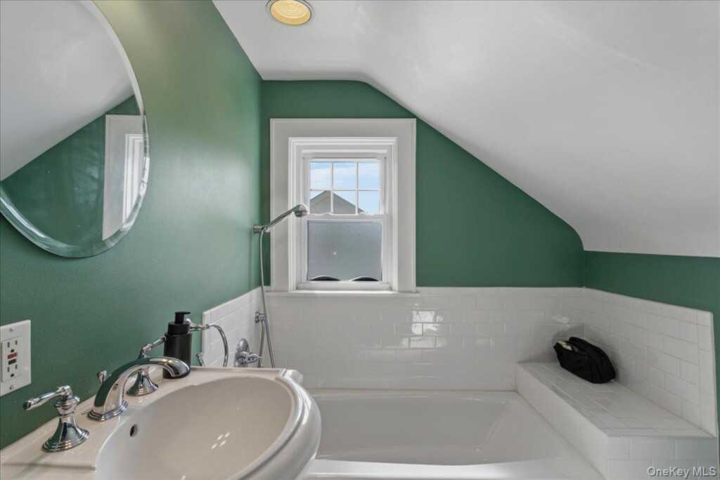 232 Clinton Avenue, New Rochelle, NY 10801 - Photo 24 of 37