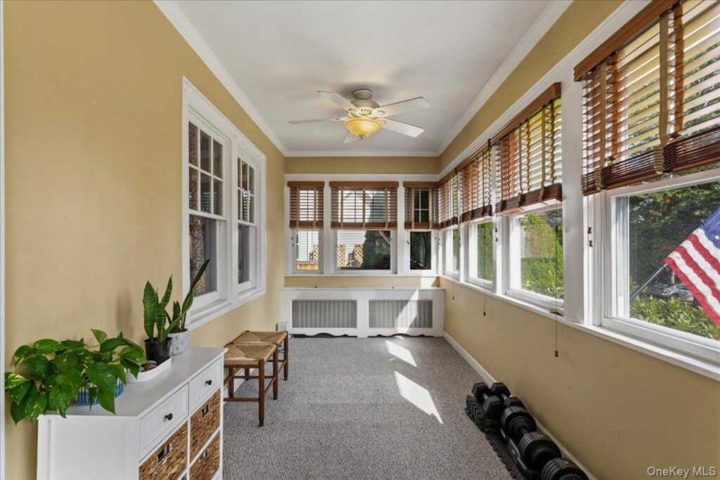 232 Clinton Avenue, New Rochelle, NY 10801 - Photo 3 of 37