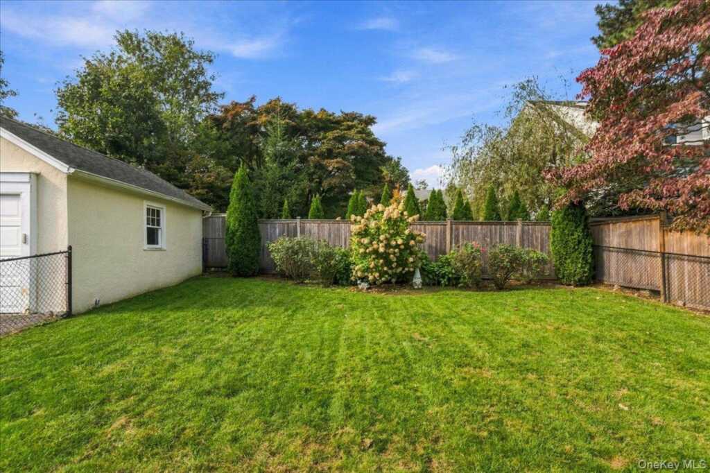 232 Clinton Avenue, New Rochelle, NY 10801 - Photo 30 of 37