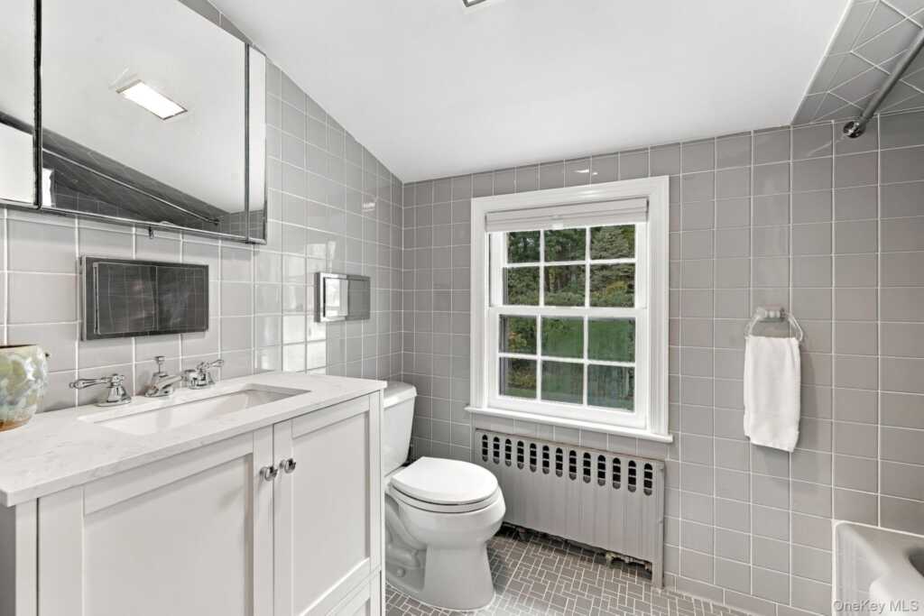 125 Betsy Brown Road, Rye, NY 10573 - Photo 19 of 27