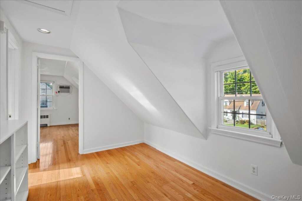 18 Maywood Avenue, Rye, NY 10573 - Photo 19 of 28