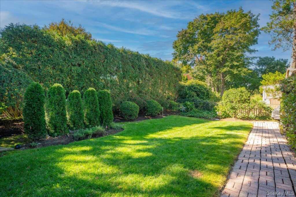 18 Maywood Avenue, Rye, NY 10573 - Photo 24 of 28