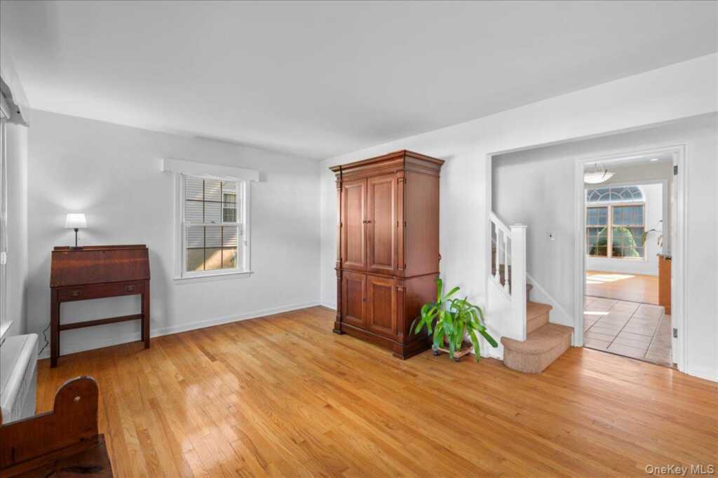 18 Maywood Avenue, Rye, NY 10573 - Photo 8 of 28
