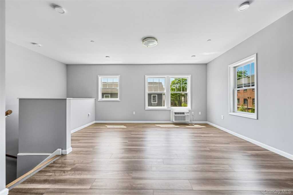 108 N Kensico Avenue, Unit #2A, White Plains, NY 10604 - Photo 2 of 23