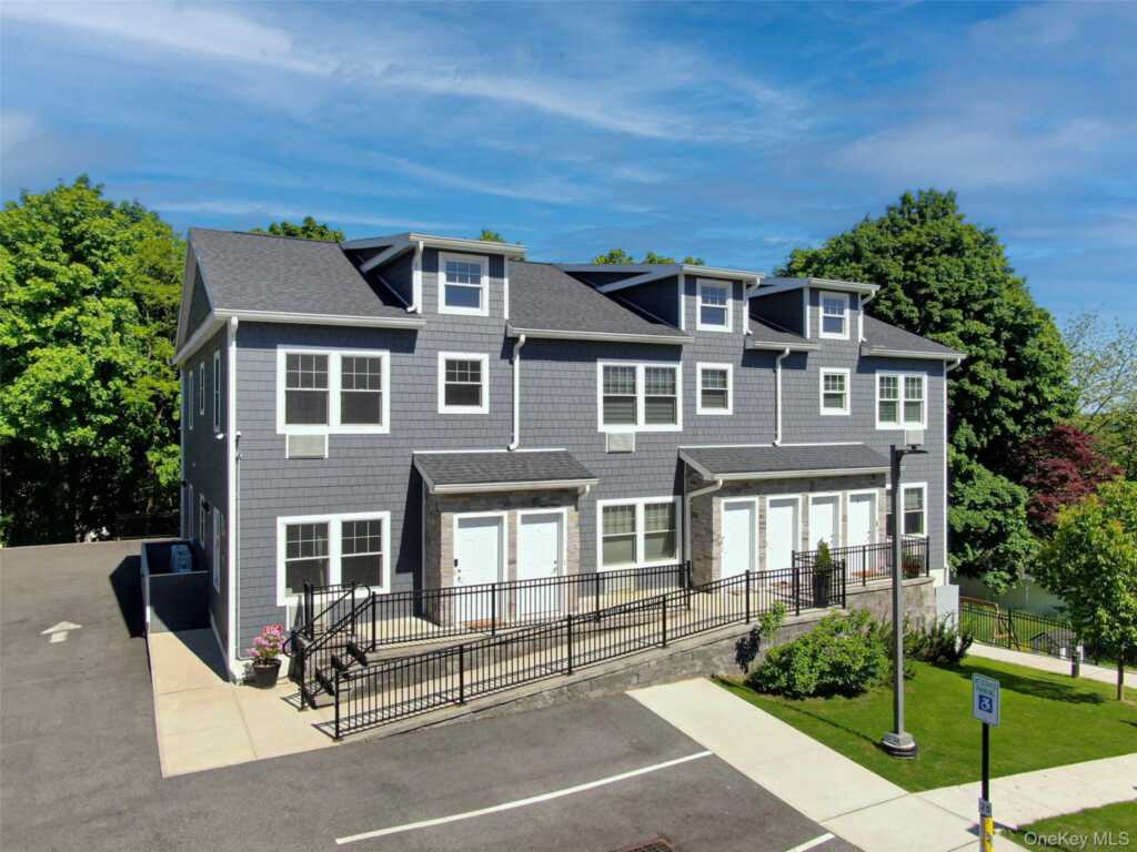 108 N Kensico Avenue, Unit #2A, White Plains, NY 10604 - Photo 20 of 23