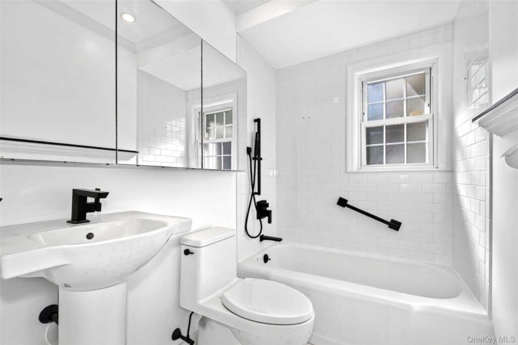 29 Overlook Place, Rye, NY 10580 - Photo 9 of 45
