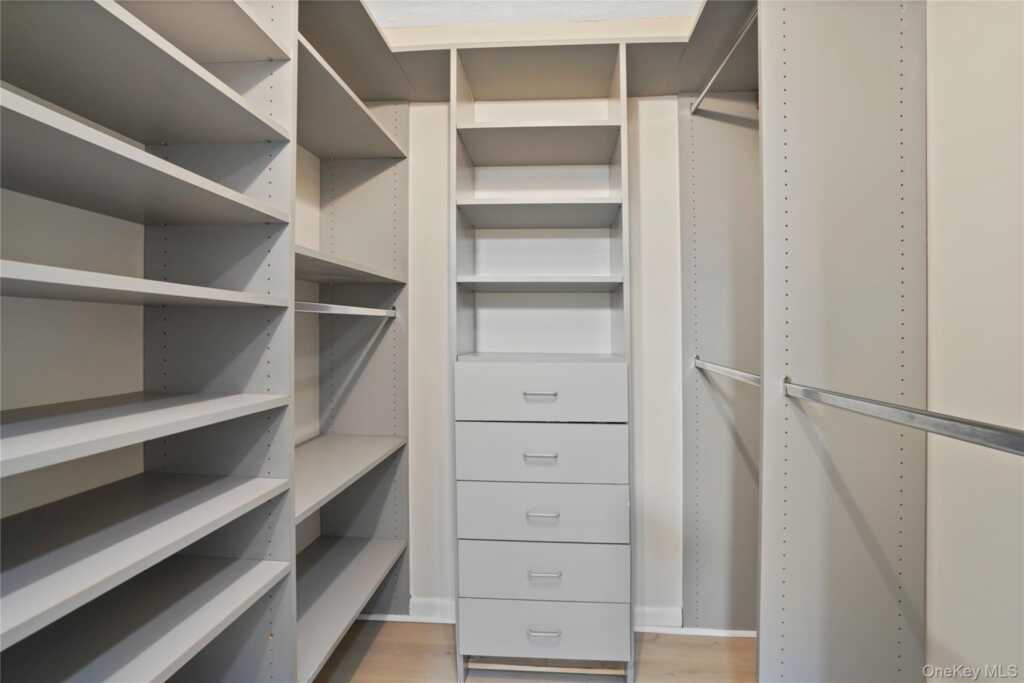 25 Rockledge Avenue, Unit #201W, White Plains, NY 10601 - Photo 20 of 30