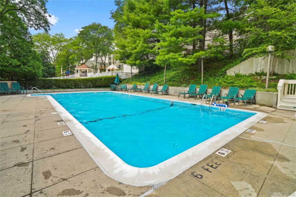25 Rockledge Avenue, Unit #201W, White Plains, NY 10601 - Photo 29 of 30