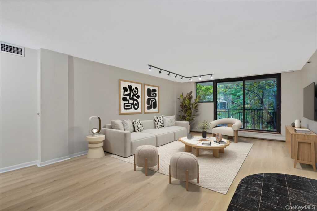 25 Rockledge Avenue, Unit #201W, White Plains, NY 10601 - Photo 3 of 30