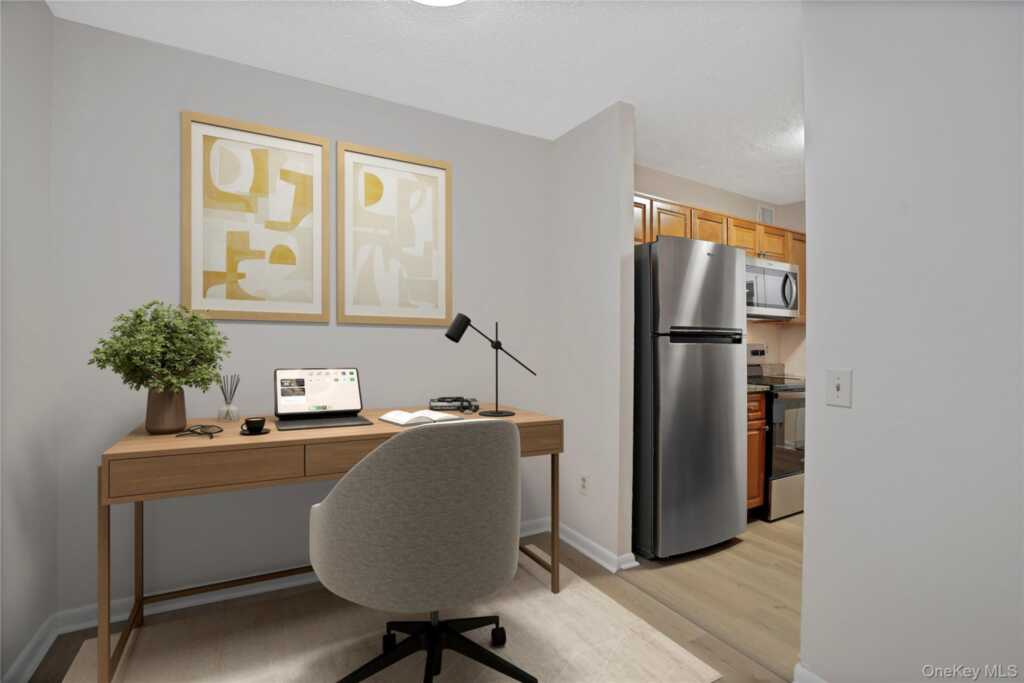 25 Rockledge Avenue, Unit #201W, White Plains, NY 10601 - Photo 6 of 30