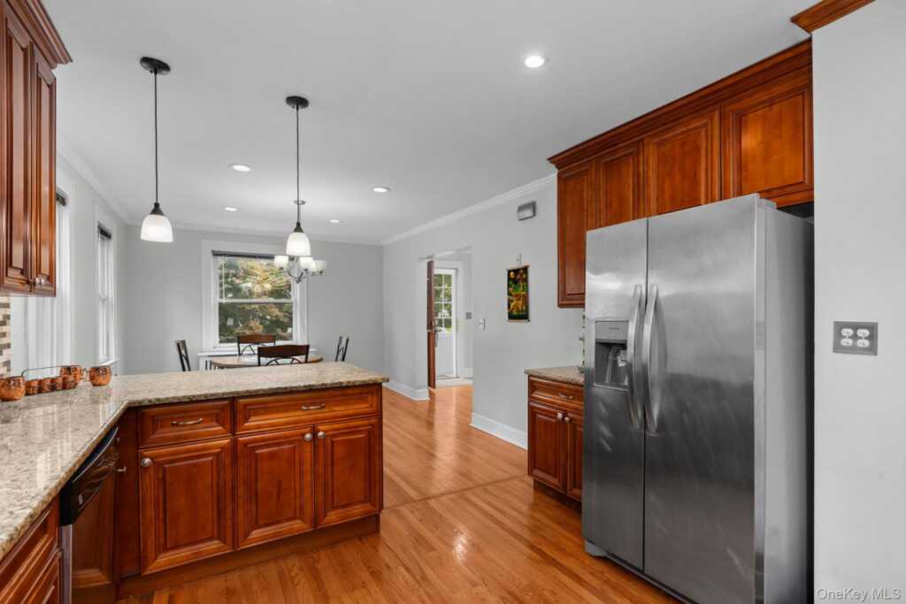 24 Wesley Avenue, Rye, NY 10573 - Photo 12 of 41