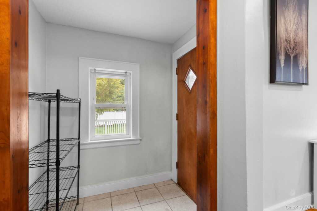 24 Wesley Avenue, Rye, NY 10573 - Photo 14 of 41