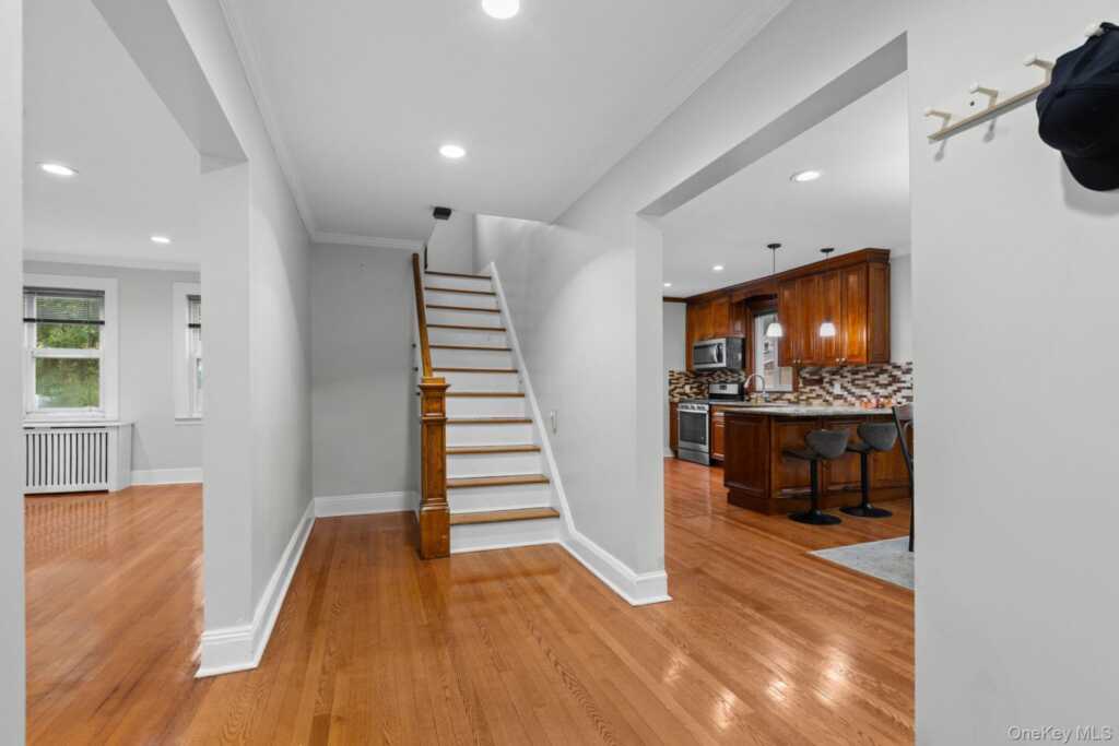 24 Wesley Avenue, Rye, NY 10573 - Photo 3 of 41