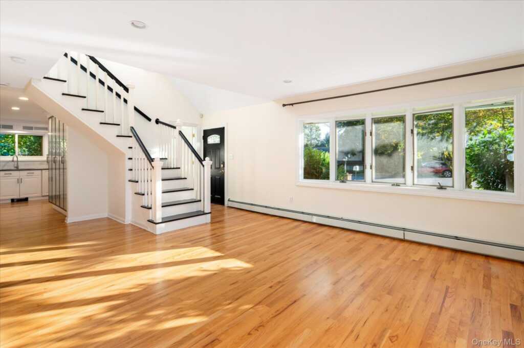 10 Bell Place, Rye, NY 10573 - Photo 10 of 35