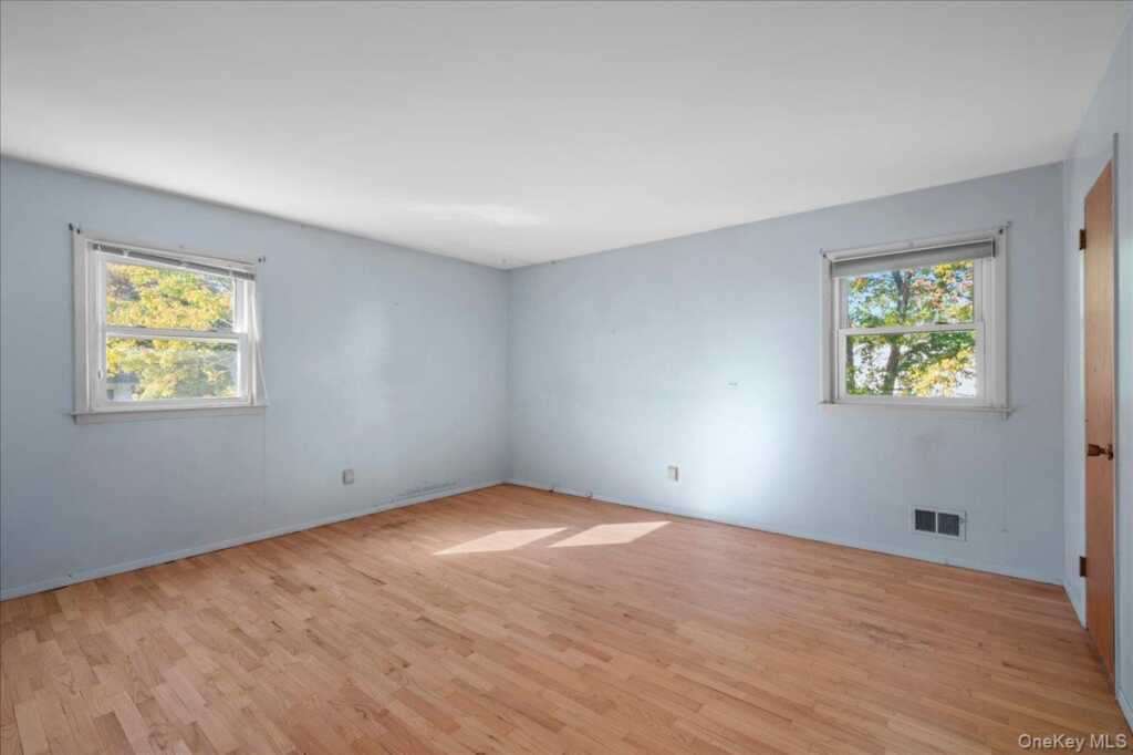 1 Daisy Court, Nanuet, NY 10954 - Photo 15 of 35