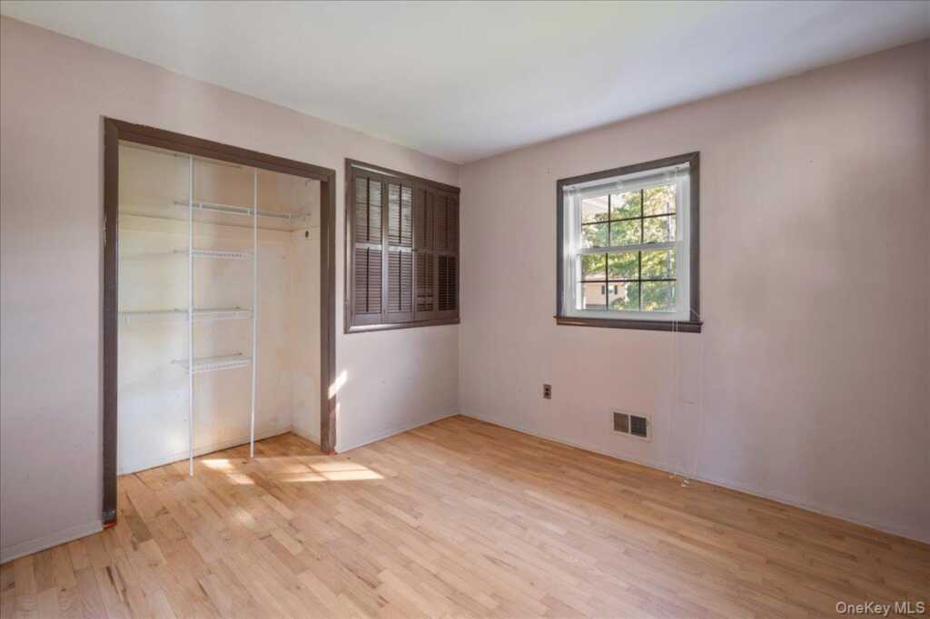 1 Daisy Court, Nanuet, NY 10954 - Photo 18 of 35