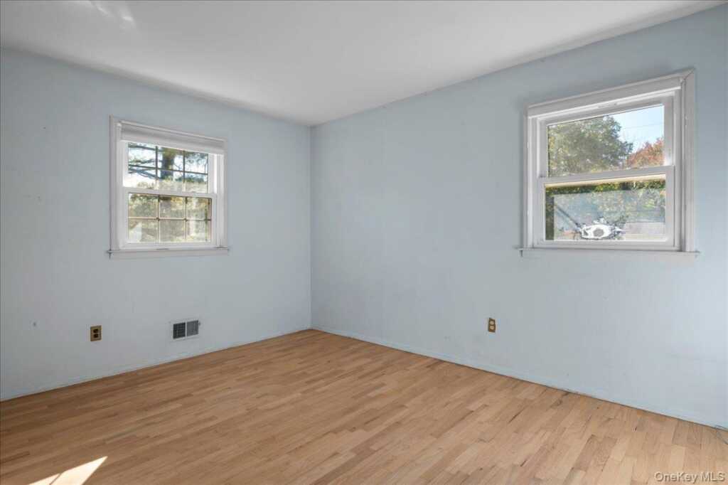 1 Daisy Court, Nanuet, NY 10954 - Photo 19 of 35