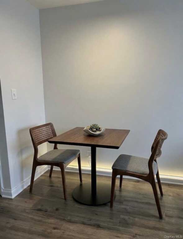 230 Pelham Road, Unit #2H, New Rochelle, NY 10805 - Photo 4 of 27