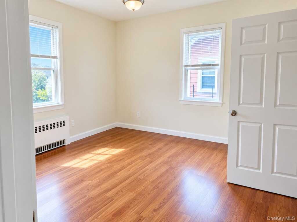 51 Howard Parkway, New Rochelle, NY 10801 - Photo 2 of 7