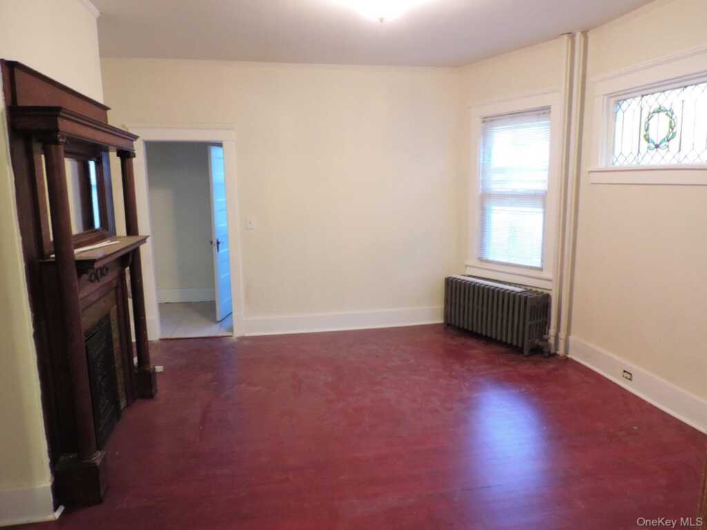 141 Clinton Avenue, New Rochelle, NY 10801 - Photo 3 of 11