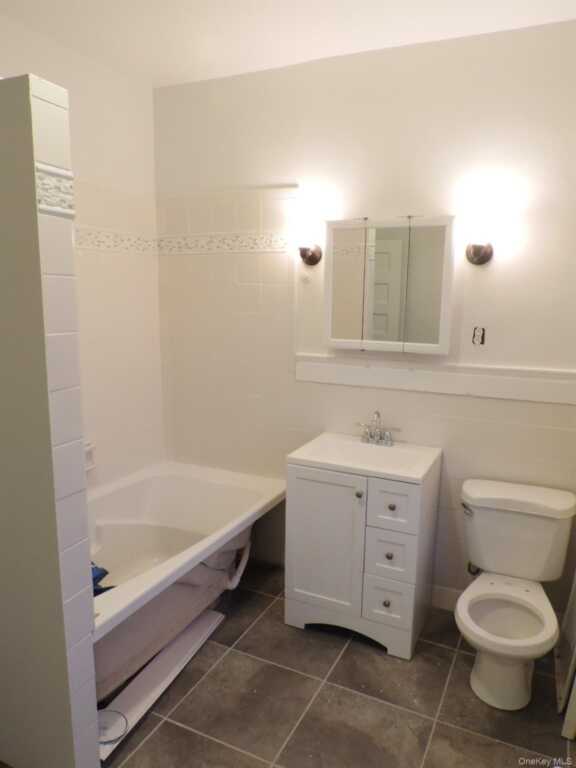 141 Clinton Avenue, New Rochelle, NY 10801 - Photo 9 of 11