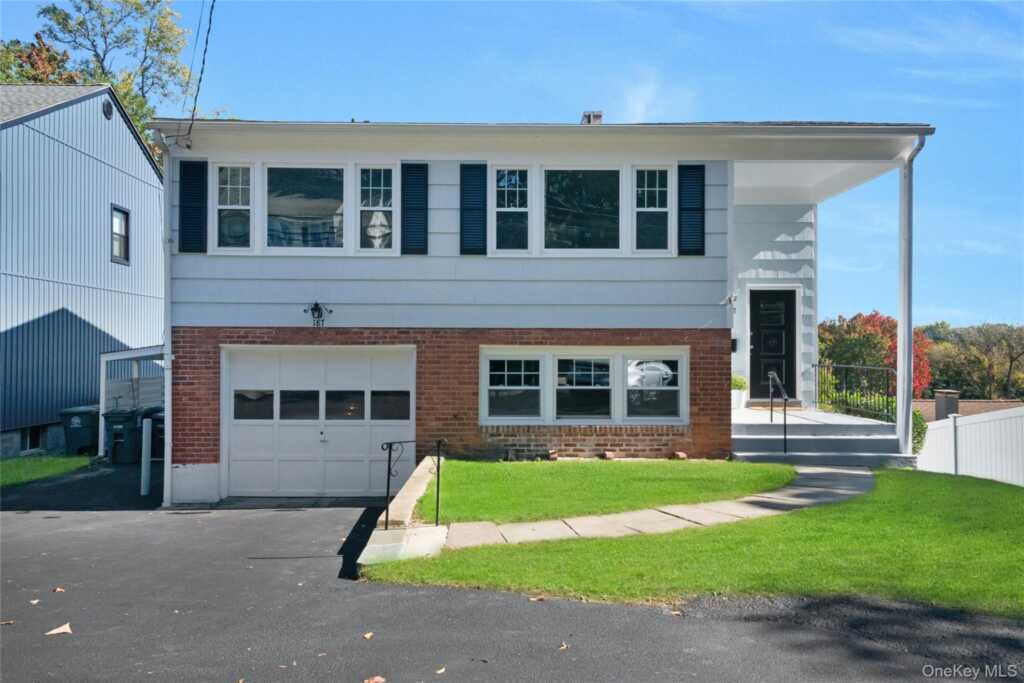 187 Old Mamaroneck Road, White Plains, NY 10605 - Photo 1 of 34