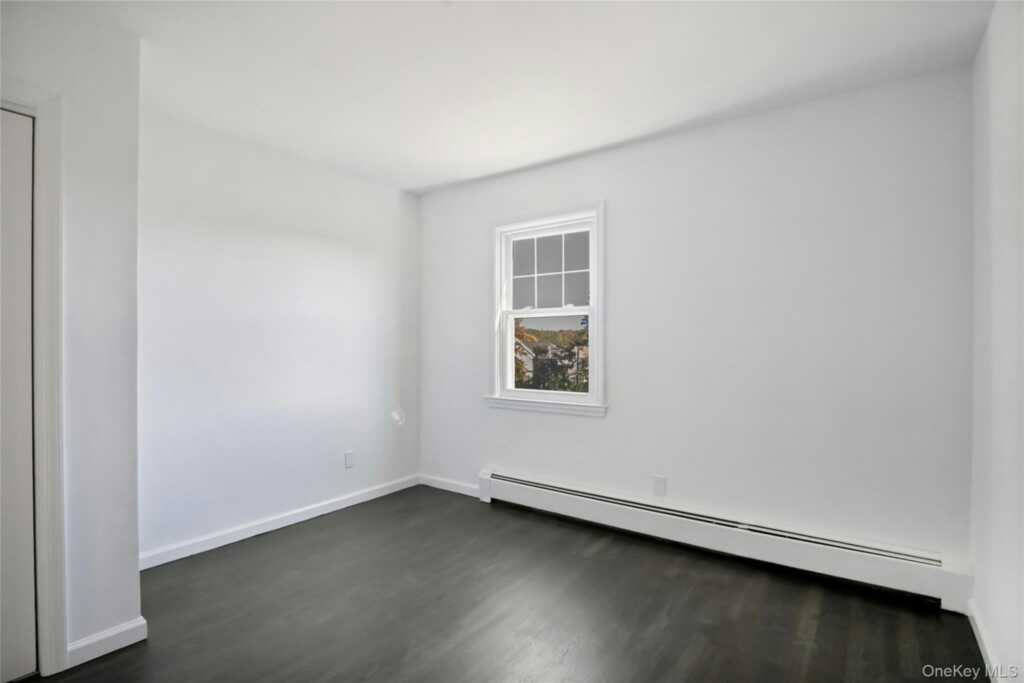 187 Old Mamaroneck Road, White Plains, NY 10605 - Photo 26 of 34