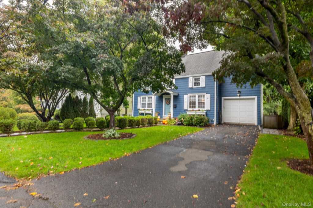 52 Tamarack Road, Rye, NY 10573 - Photo 3 of 49