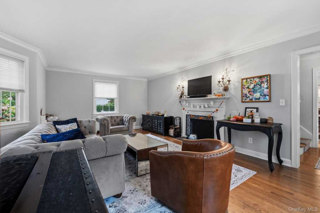 52 Tamarack Road, Rye, NY 10573 - Photo 7 of 49