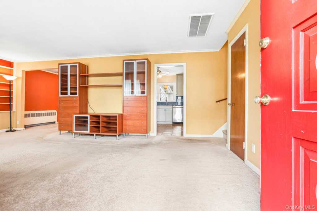 7 Albro Lane, White Plains, NY 10603 - Photo 16 of 49