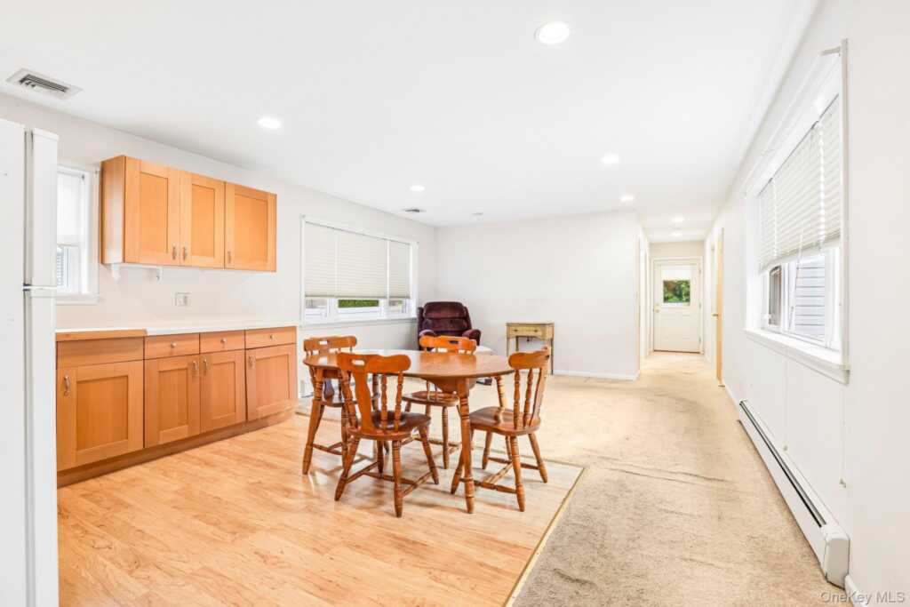 7 Albro Lane, White Plains, NY 10603 - Photo 37 of 49