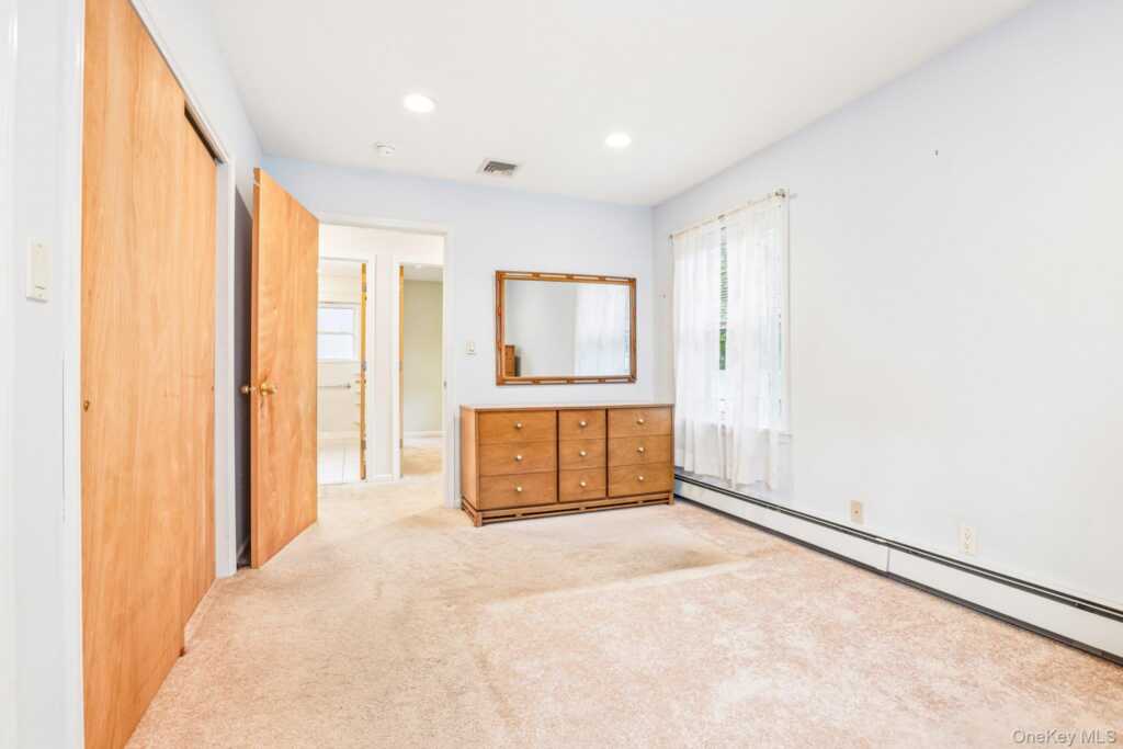 7 Albro Lane, White Plains, NY 10603 - Photo 45 of 49
