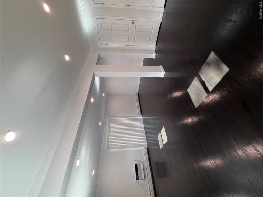 14 Central Drive, Unit #1, Nanuet, NY 10954 - Photo 7 of 22