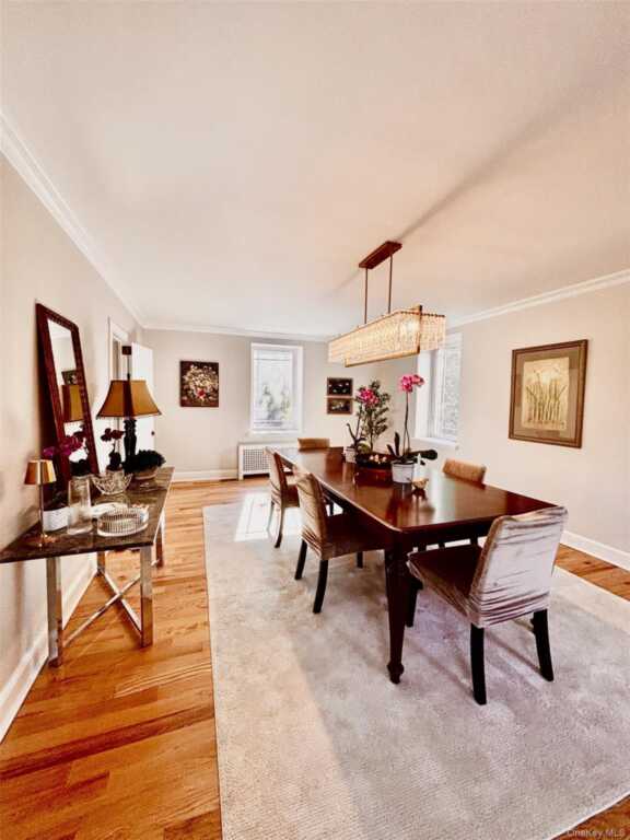 50 Forest Circle, New Rochelle, NY 10804 - Photo 4 of 24