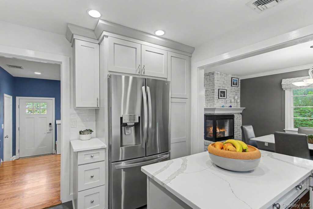 30 Woodland Drive, Rye, NY 10573 - Photo 12 of 45