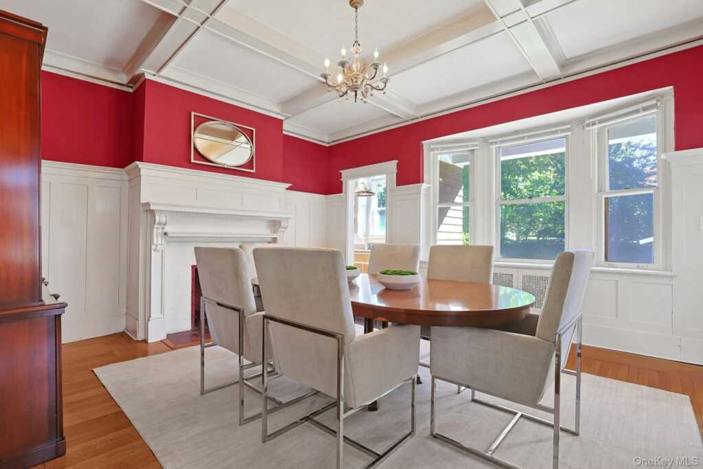 43 Broadview Avenue, New Rochelle, NY 10804 - Photo 14 of 44