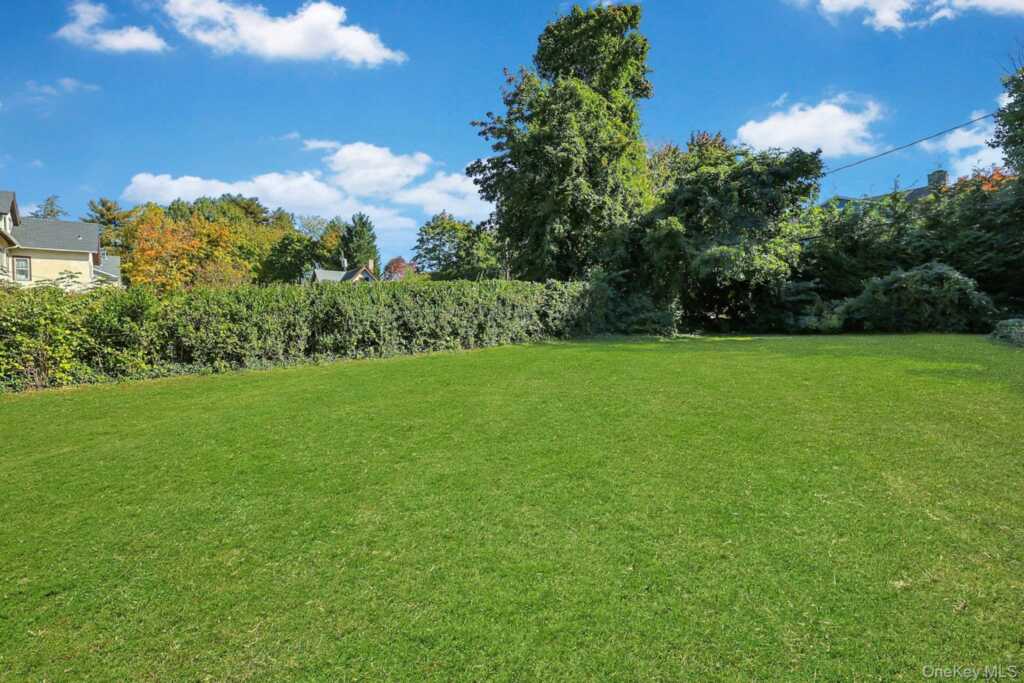 43 Broadview Avenue, New Rochelle, NY 10804 - Photo 34 of 44