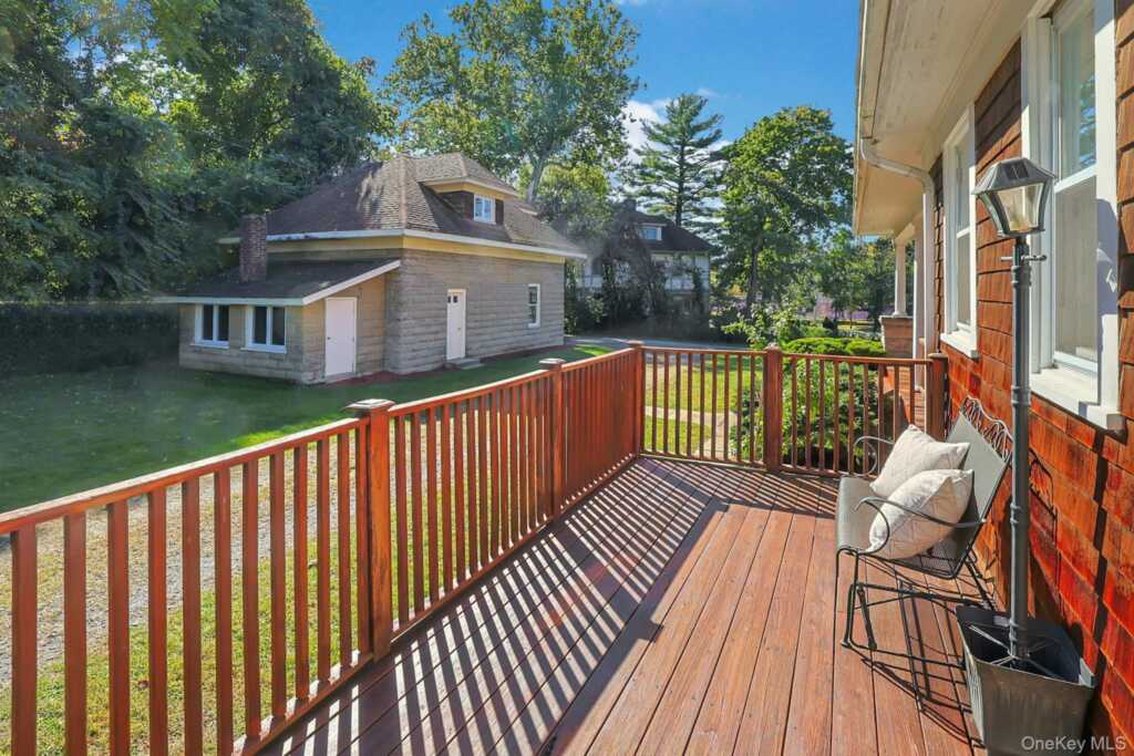 43 Broadview Avenue, New Rochelle, NY 10804 - Photo 37 of 44