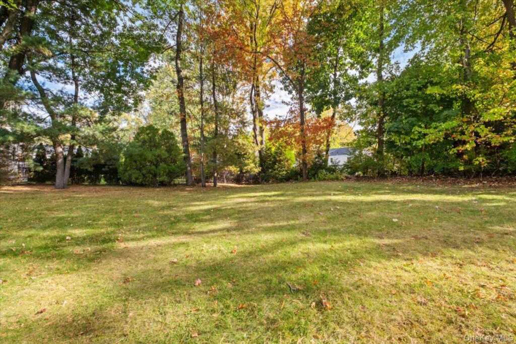 31 Rogers Drive, New Rochelle, NY 10804 - Photo 18 of 20